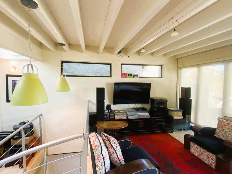 To Let 2 Bedroom Property for Rent in Vredehoek Western Cape